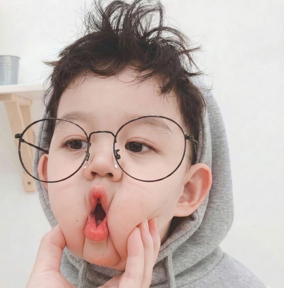 小牛呼噜噜 Logo